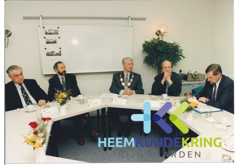 Lobith 09-12-1992 Heropening kantoor `` De Goede Woning`` vlnr. W.Jansen- J.Stronkman- burg. Burgering -onb.-onb. (2)